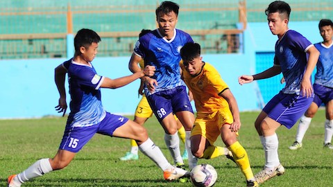 CLB Quảng Nam vào Nha Trang tập huấn chuẩn bị mùa giải mới.